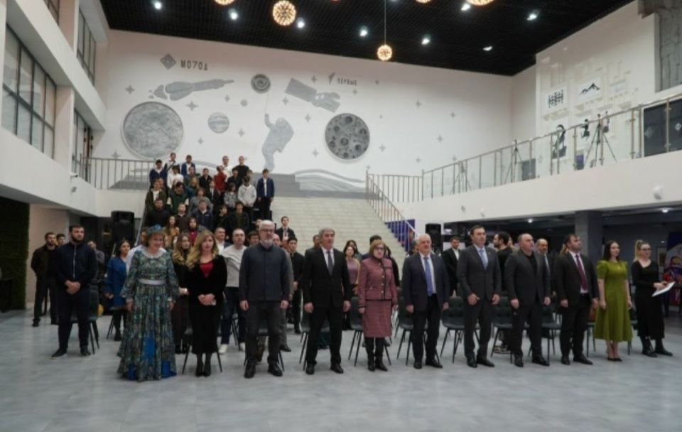 � �. �������� �������� ���� ����������� ������������