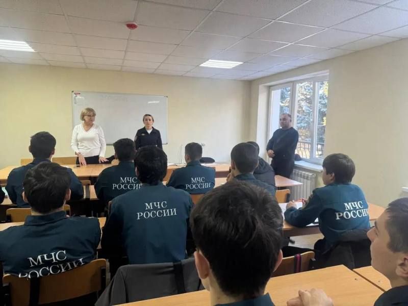 Полиция Урванского района провела акцию по безопасности детей в Интернет-пространстве