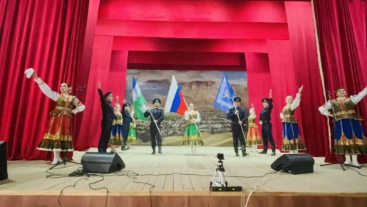 � ������ ������������ �������� ������ � �������