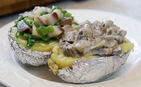 Печёная картошка с начинками: универсальный рецепт для каждого дня