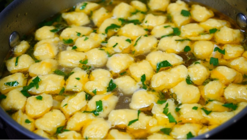 Суп с клецками: быстрое и вкусное решение для обеда