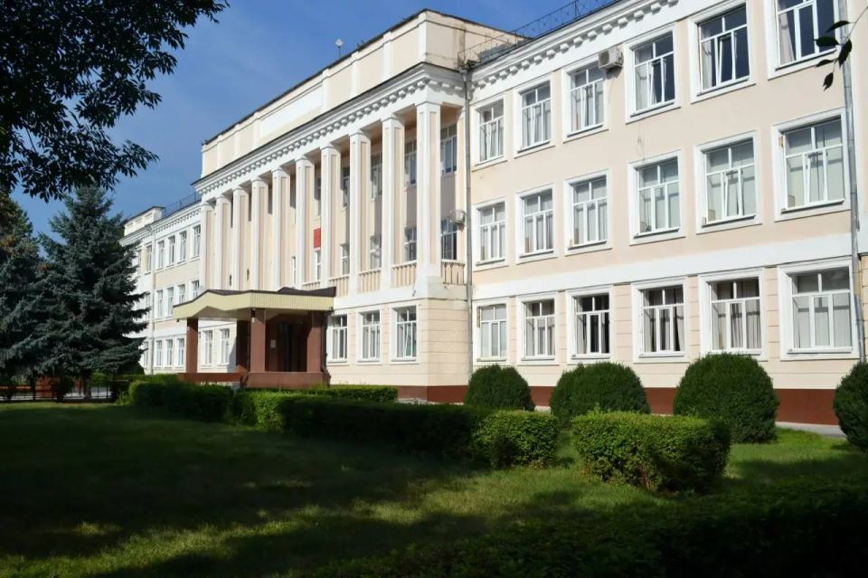 Таймураз Ахохов: Дорогие друзья!. Мы продолжаем работу над модернизацией наших образовательных учреждений