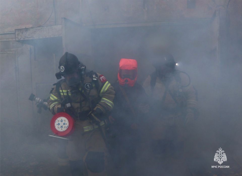 Опасные факторы пожара – это возникающие при пожаре явления, воздействие которых приводит к травме, отравлению или гибели человека, а также материальному ущербу