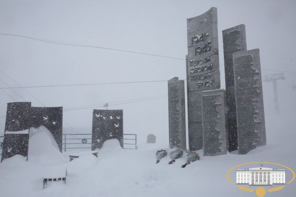 � ������ �������� ����� "�� ������ � ������: ������ 510, ������ 910, ������ 2144, ������ 3500", ����������� 80-����� ������ � ������� ������������� ����� � ������������ ������� �� �������-���������� ����������� �����...