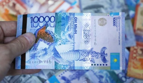 Казахстанцы под защитой: пенсионные взносы работодателей растут