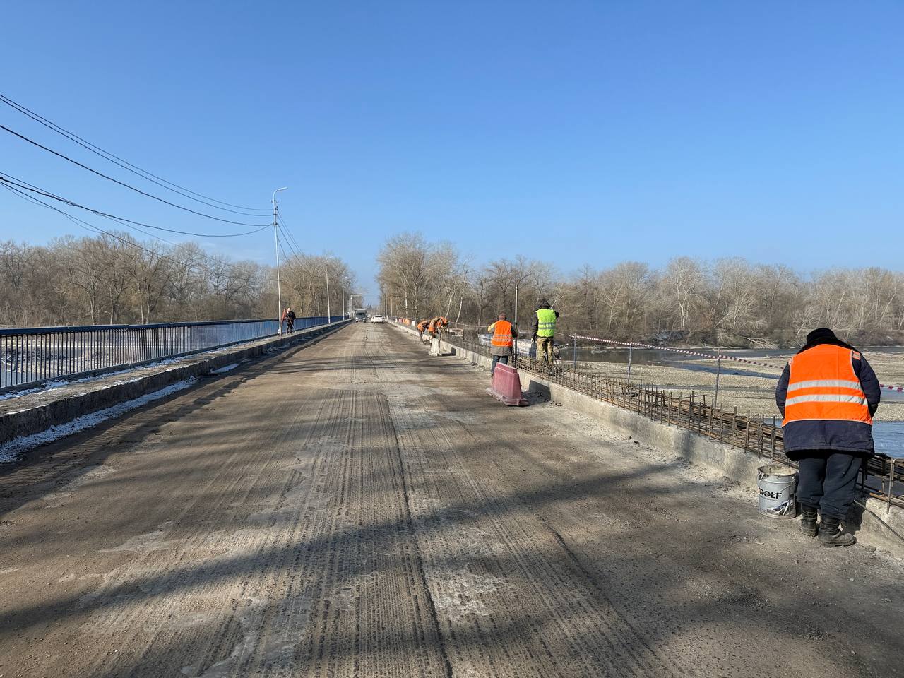 В рамках нацпроекта «Инфраструктура для жизни» продолжается ремонт моста через реку Терек на дороге Прохладный — Эльхотово В рамках нацпроекта «Инфраструктура для жизни» продолжается ремонт моста через реку Терек на дороге Прохладный — Эльхотово