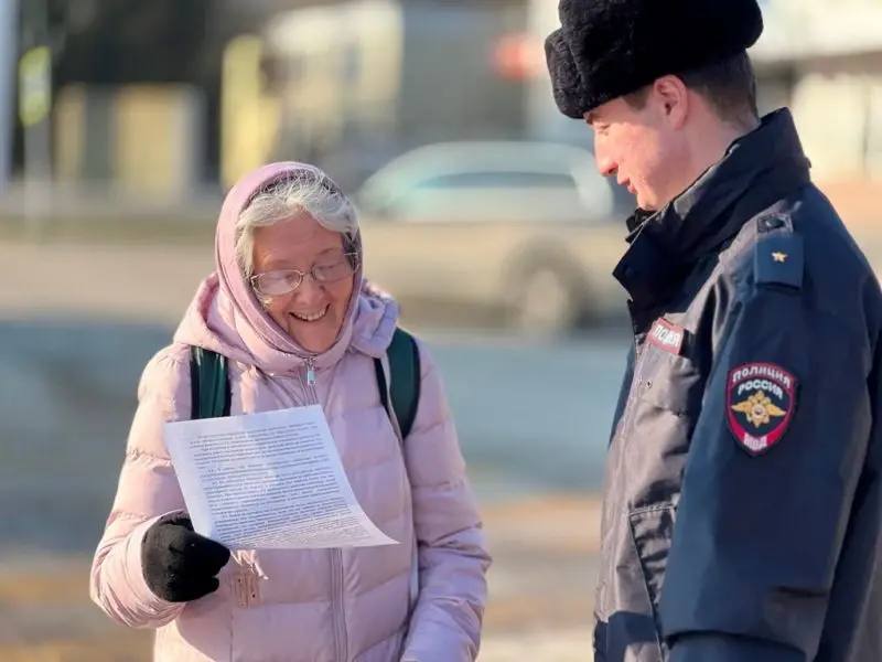 Автоинспекторы и общественники Кабардино-Балкарии провели акцию «Водитель! Будь внимателен к пешеходу!» Автоинспекторы и общественники Кабардино-Балкарии провели акцию «Водитель! Будь внимателен к пешеходу!»