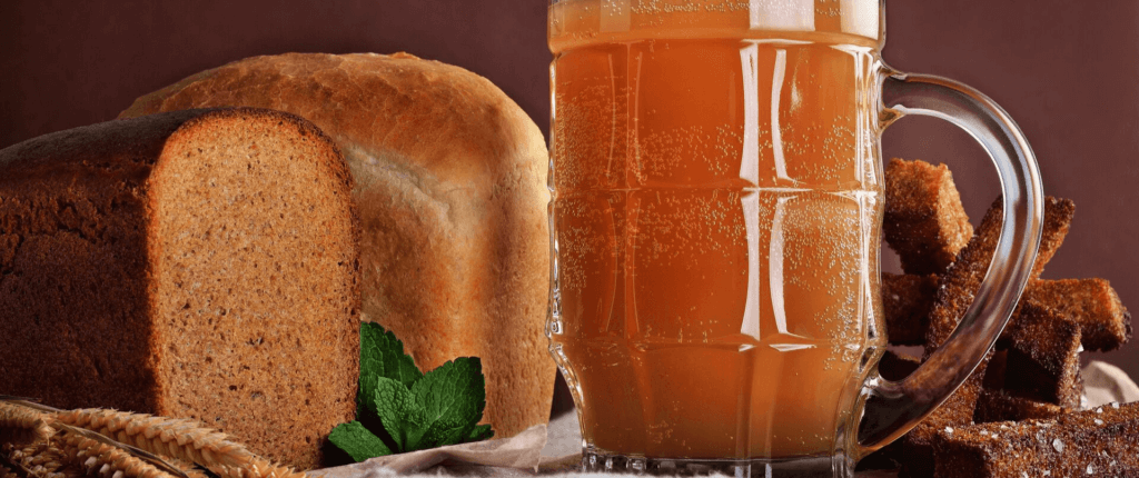 Пикантная окрошка на квасе: как сделать летнее блюдо даже зимой?