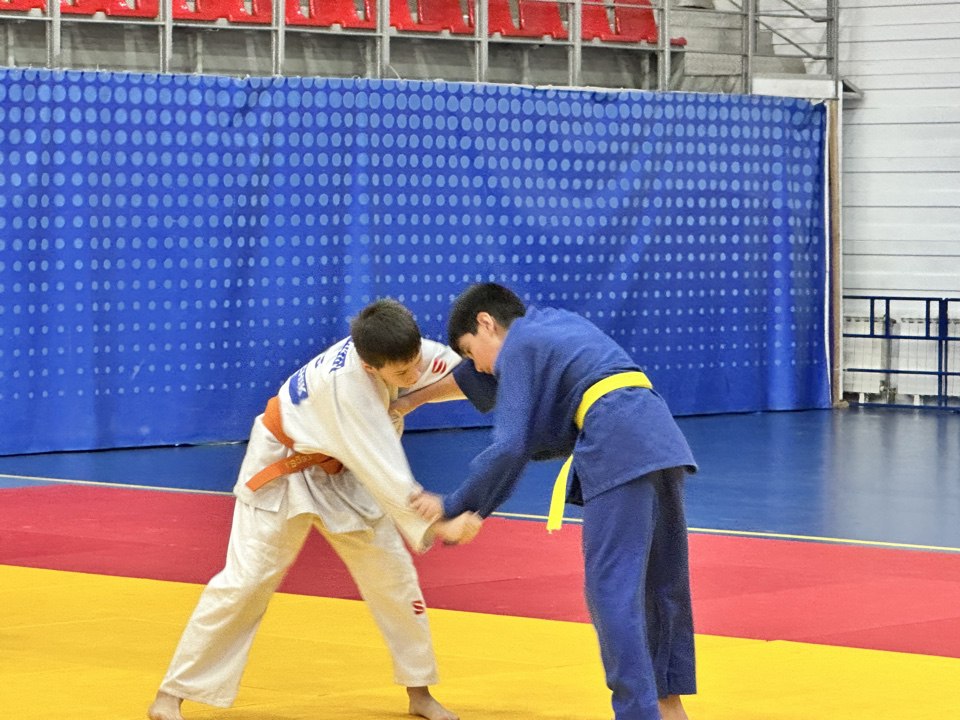 В Нальчике почтили память тренера по дзюдо Альберта Майсурадзе В Нальчике почтили память тренера по дзюдо Альберта Майсурадзе