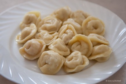 Неповторимая пельменная дегустация в Удмуртии: 13 видов пельменей и 2 варианта вареников за один раз