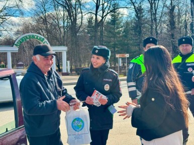 Водители Нальчика стали участниками патриотической акции, посвященной Дню защитника Отечества