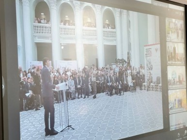 Прямо сейчас в Детском саду №73 «Улыбка» проходит церемония открытия Года дошкольного образования в РФ в формате видеоконференцсвязи с участием министра просвещения РФ Сергея Кравцова