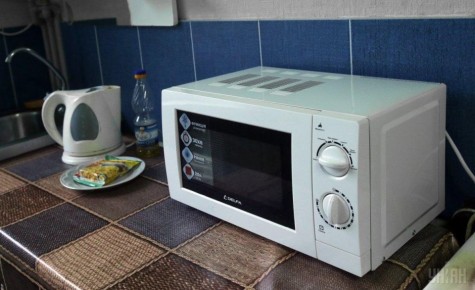 Как вернуть жизнь вращающейся тарелке микроволновки: советы и решения