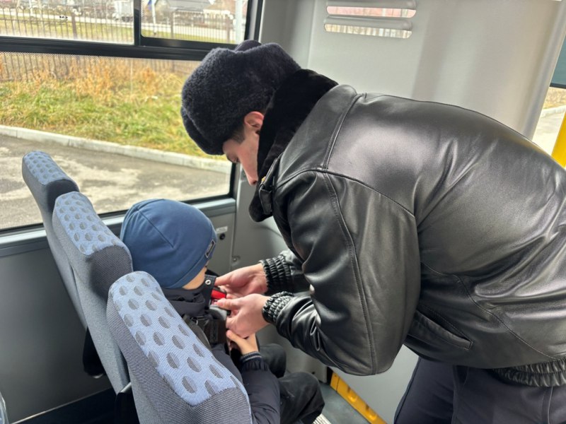 Автоинспекторы Кабардино-Балкарии провели для детей интерактивный урок по дорожной безопасности Автоинспекторы Кабардино-Балкарии провели для детей интерактивный урок по дорожной безопасности