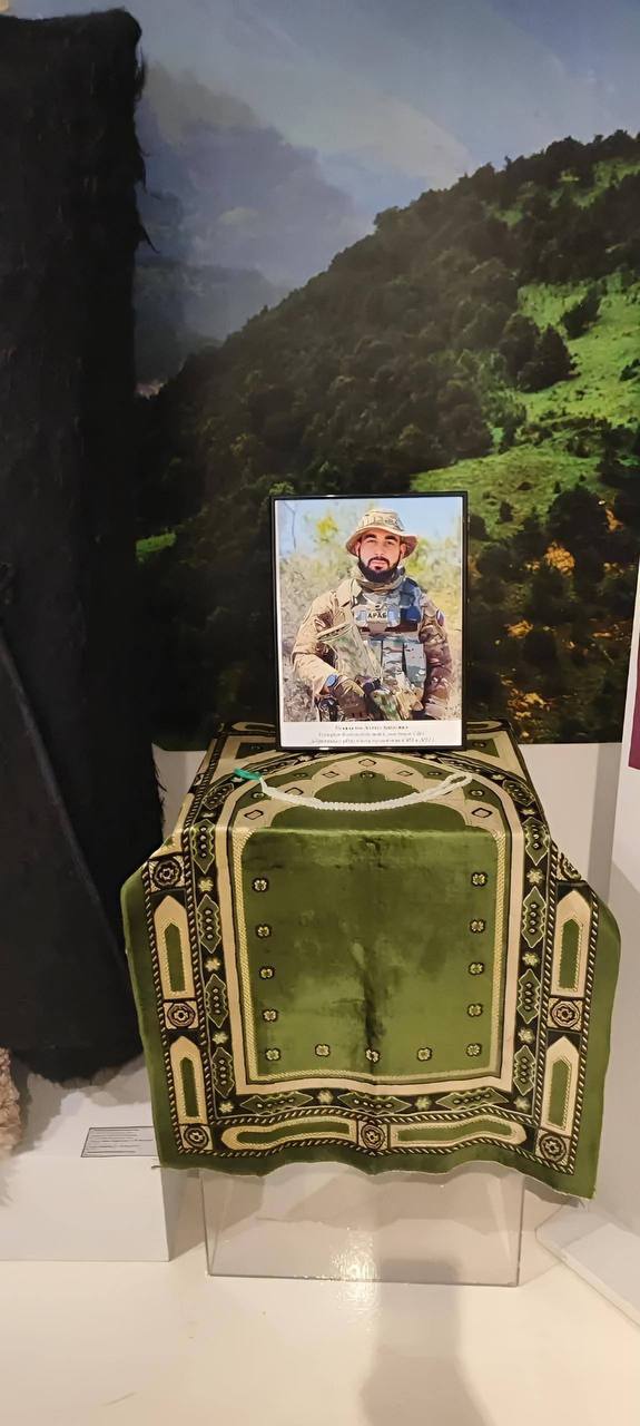 На выставке в Белгороде представлены личные вещи бойца из КБР На выставке в Белгороде представлены личные вещи бойца из КБР