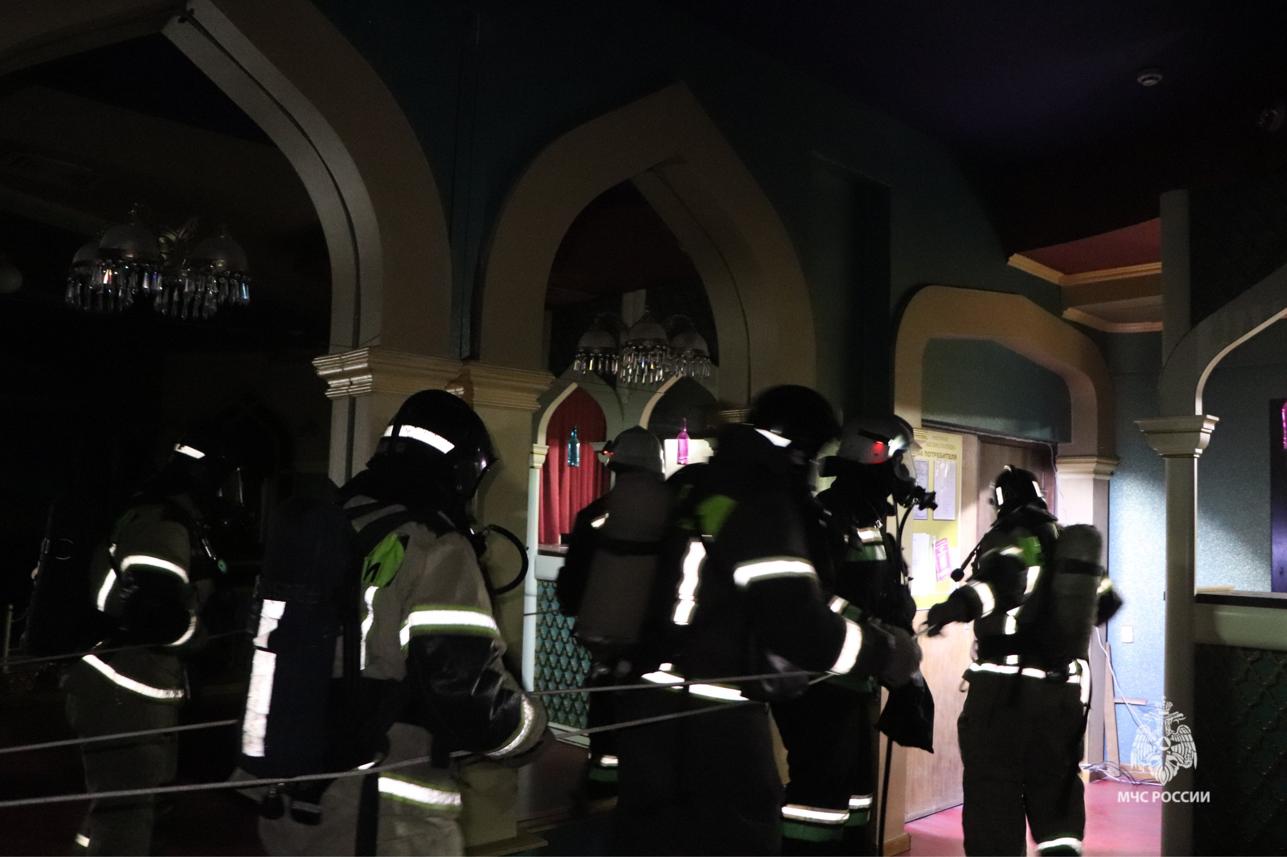 В Нальчике прошли пожарно-тактические учения специалистов МЧС России В Нальчике прошли пожарно-тактические учения специалистов МЧС России