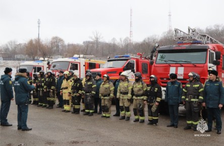 В Нальчике прошли пожарно-тактические учения специалистов МЧС России