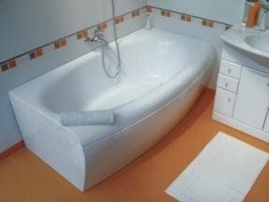 Уход за акриловой ванной: секреты чистоты и долговечности