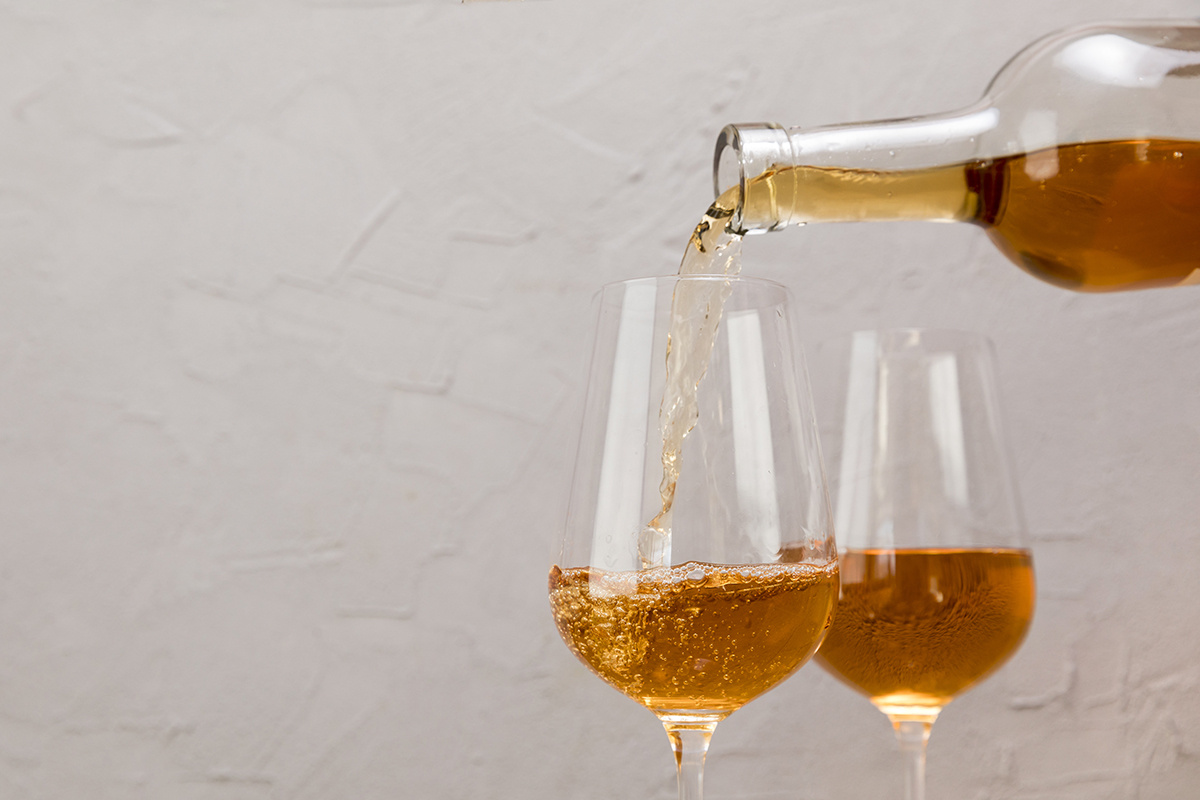 Оранжевое вино: магия осенних ароматов и секреты популярности