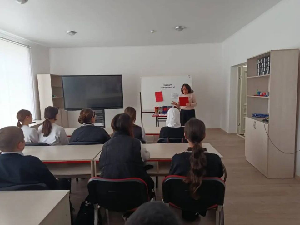 В Новобалкарском филиале Терской ЦБС провели правовой урок: "Хочу и надо