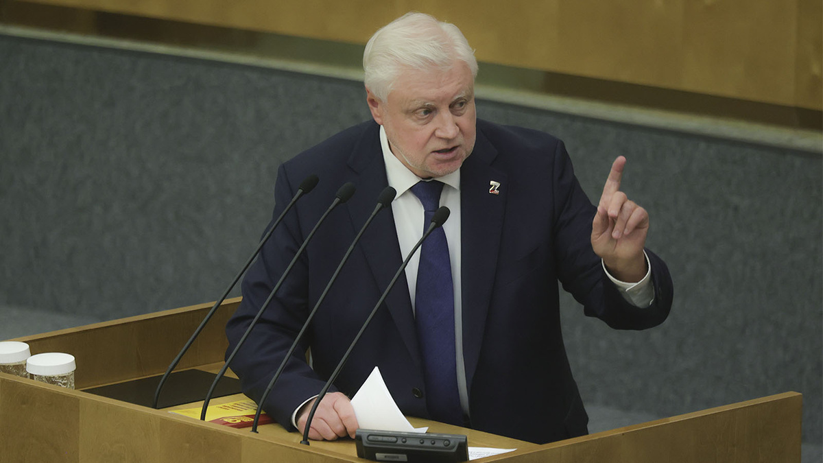 В России обсуждают резкое повышение минимального размера оплаты труда