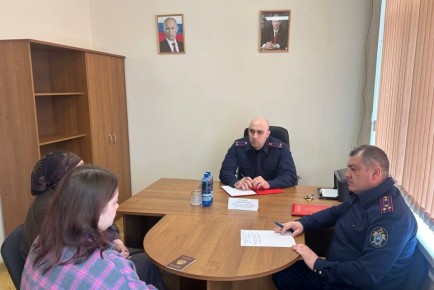 Заместитель руководителя следственного управления Следственного комитета Российской Федерации по Кабардино-Балкарской Республике подполковник юстиции Аскер Гучапшев провел приём граждан
