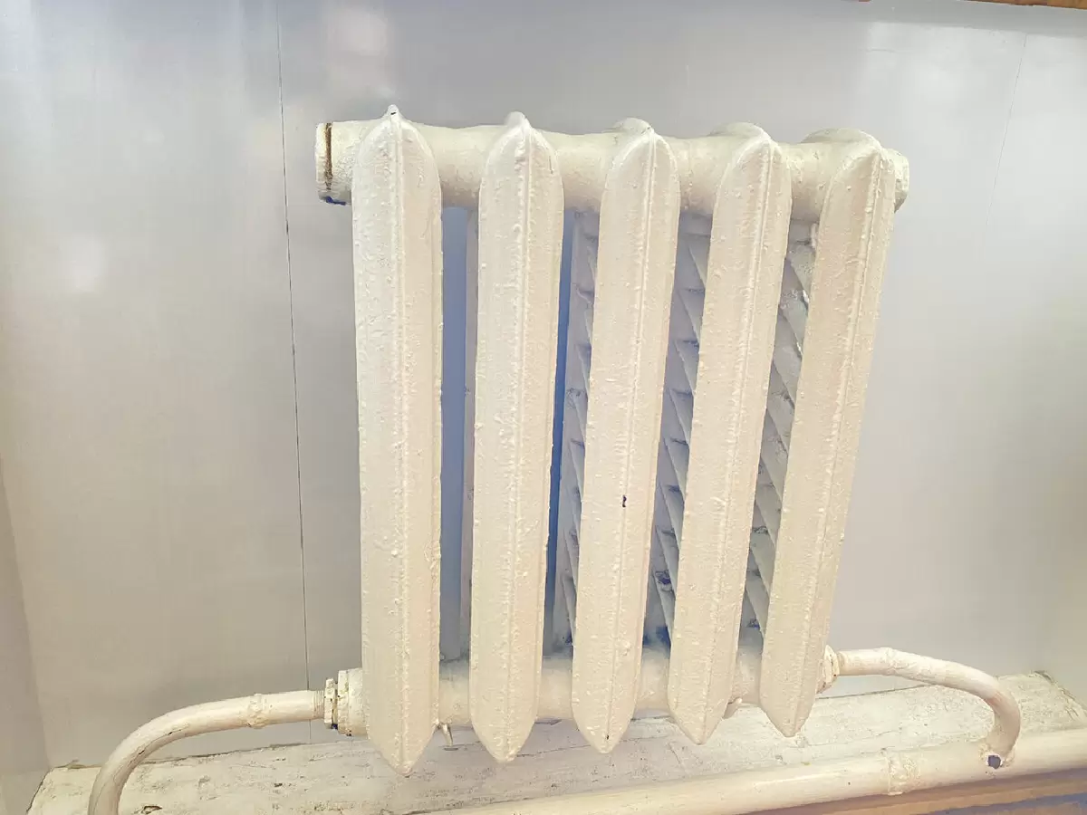 Как эффективно очистить радиаторы отопления: советы специалиста