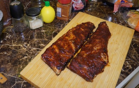 Рёбра в духовке: простой рецепт для гурманов