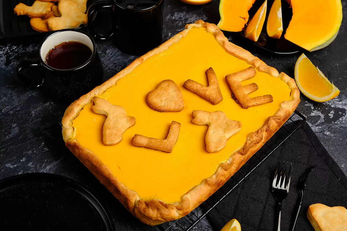 Новый взгляд на тыквенный пирог: рецепт чизкейка с особым тестом