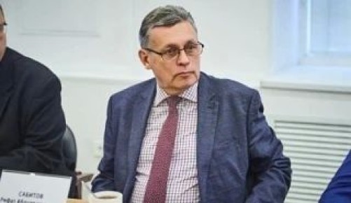 Рифат Сабитов: «Крупнейшие операторы связи объединились вокруг нацмессенджера МАКС как единого канала доверенных коммуникаций»