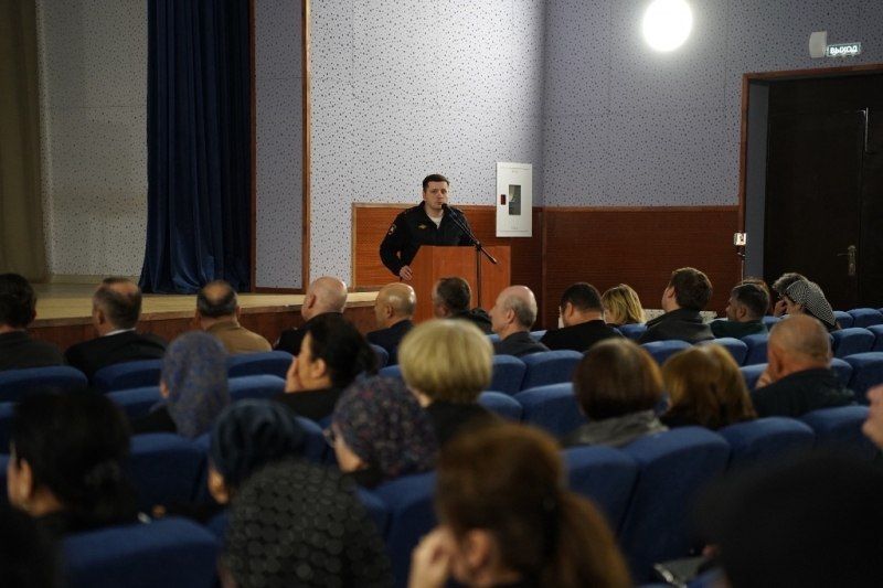 Родительская общественность Кабардино-Балкарии приняла участие в масштабном собрании, посвященном детской безопасности Родительская общественность Кабардино-Балкарии приняла участие в масштабном собрании, посвященном детской безопасности