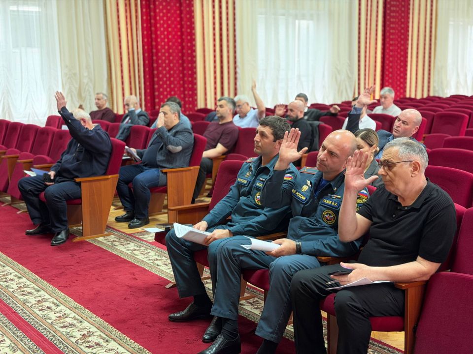 Таймураз Ахохов: Сегодня провел заседание комиссии по предупреждению и ликвидации чрезвычайных ситуаций и обеспечению пожарной безопасности городского округа Нальчик Таймураз Ахохов: Сегодня провел заседание комиссии по предупреждению и ликвидации чрезвычайных ситуаций и обеспечению пожарной безопасности городского округа Нальчик
