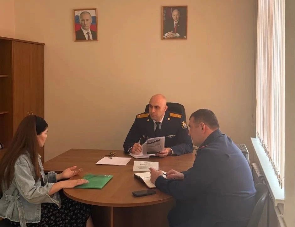 Заместитель руководителя следственного управления провел прием граждан