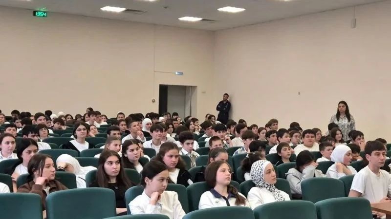 Сотрудники полиции провели профилактические беседы со школьниками Чегемского района Сотрудники полиции провели профилактические беседы со школьниками Чегемского района