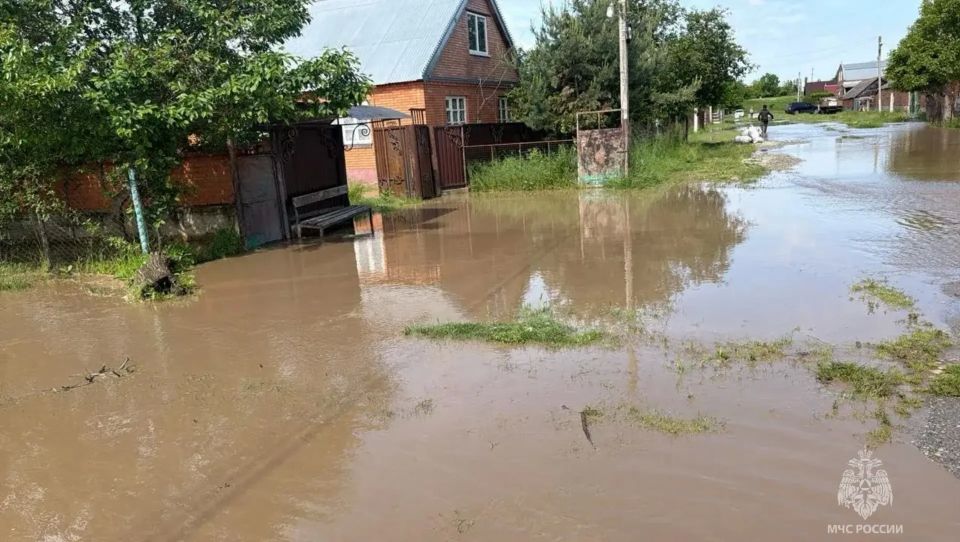 Подтопление улицы Октябрьской в с.п. Озрек