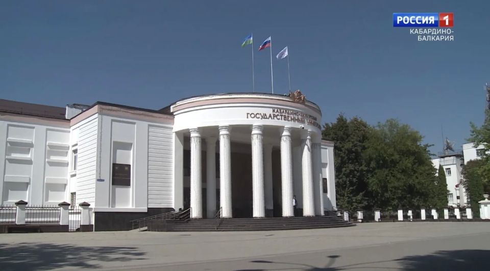 В России предлагают установить ограничение на стоимость высшего образования