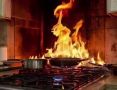 Мы_Честно_Скажем: почему нельзя тушить «масляные» пожары водой