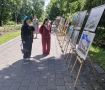 Передвижная выставка на Аллее роз