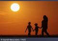 В ГД предложили дать одиноким родителям приоритетное право на уход в отпуск