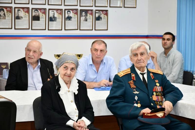 В Совете ветеранов органов внутренних дел КБР поздравили «Золотые семейные пары» В Совете ветеранов органов внутренних дел КБР поздравили «Золотые семейные пары»