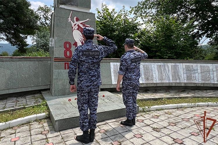 Акция Росгвардии «На страже памяти» продолжается в Кабардино-Балкарии Акция Росгвардии «На страже памяти» продолжается в Кабардино-Балкарии
