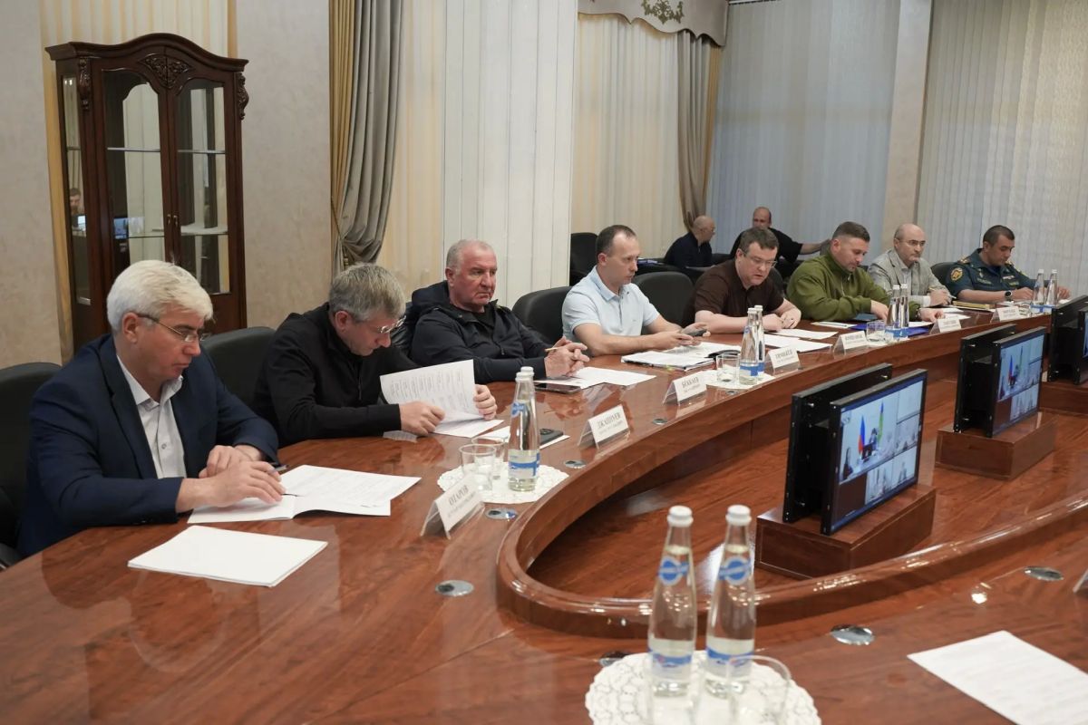 Казбек Коков: Вместе с заместителем Министра экономического развития РФ Сергеем Назаровым провели выездное заседание Рабочей группы по развитию всесезонного туристско-рекреационного комплекса «Эльбрус» при Правительственной... Казбек Коков: Вместе с заместителем Министра экономического развития РФ Сергеем Назаровым провели выездное заседание Рабочей группы по развитию всесезонного туристско-рекреационного комплекса «Эльбрус» при Правительственной...