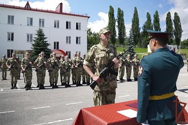 Новобранцы Росгвардии приняли военную присягу в Кабардино-Балкарии Новобранцы Росгвардии приняли военную присягу в Кабардино-Балкарии