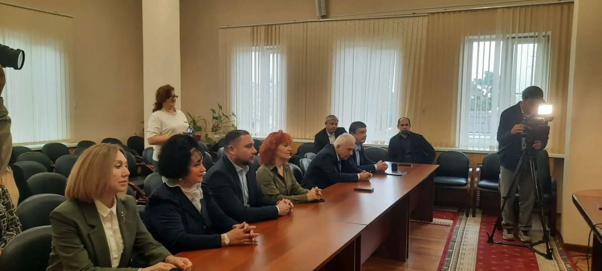 Общественная палата КБР подписала соглашение о сотрудничестве с региональными отделениями политических партий и общественными организациями для взаимодействия при общественном наблюдении за выборами, которые запланированы на... Общественная палата КБР подписала соглашение о сотрудничестве с региональными отделениями политических партий и общественными организациями для взаимодействия при общественном наблюдении за выборами, которые запланированы на...