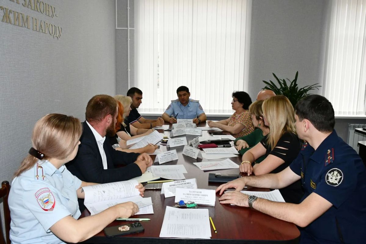 В КАБАРДИНО-БАЛКАРИИ СТАРТУЕТ ВТОРОЙ ЭТАП ПРОФИЛАКТИЧЕСКОЙ АКЦИИ «ЗА ЗДОРОВЬЕ И БЕЗОПАСНОСТЬ НАШИХ ДЕТЕЙ» В КАБАРДИНО-БАЛКАРИИ СТАРТУЕТ ВТОРОЙ ЭТАП ПРОФИЛАКТИЧЕСКОЙ АКЦИИ «ЗА ЗДОРОВЬЕ И БЕЗОПАСНОСТЬ НАШИХ ДЕТЕЙ»