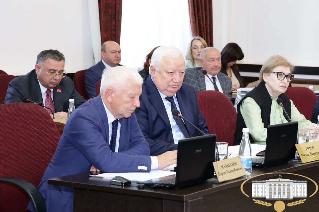 Под руководством Председателя Парламента КБР Татьяны Егоровой состоялось первое заседание президиума Парламента КБР в рамках осенней сессии Под руководством Председателя Парламента КБР Татьяны Егоровой состоялось первое заседание президиума Парламента КБР в рамках осенней сессии