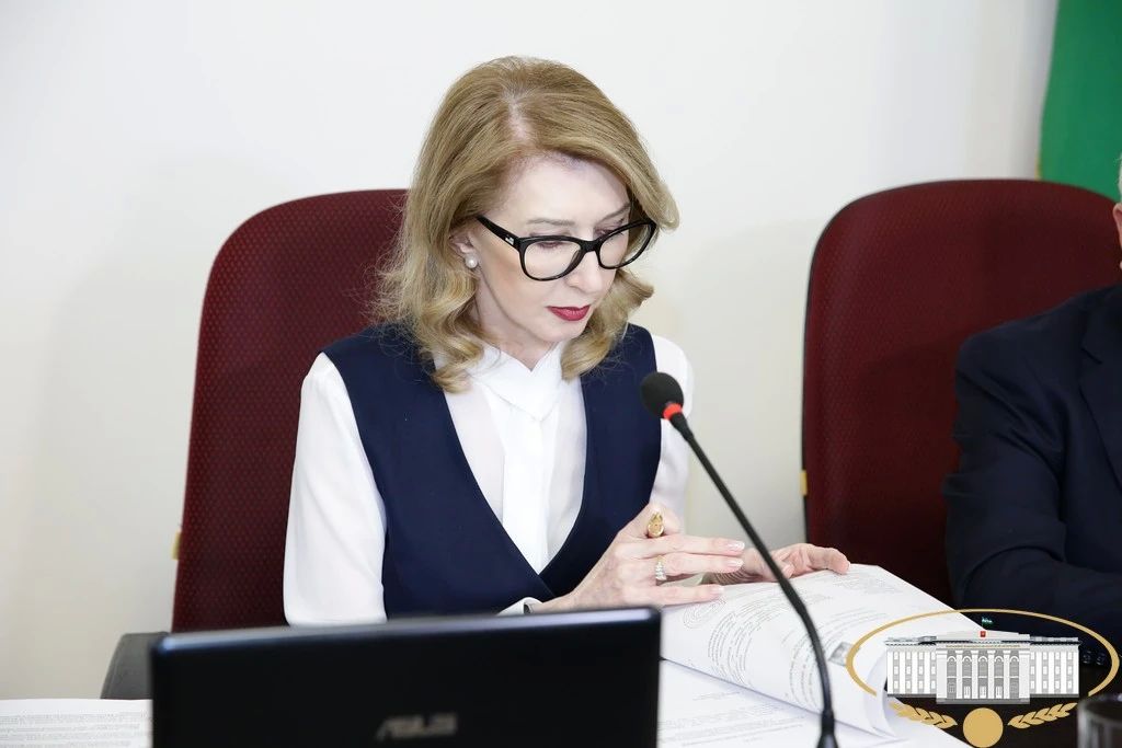 С подробной информацией на заседании президиума Парламента КБР в рамках "часа комитета" выступил председатель Избирательной комиссии КБР Вячеслав Гешев С подробной информацией на заседании президиума Парламента КБР в рамках "часа комитета" выступил председатель Избирательной комиссии КБР Вячеслав Гешев