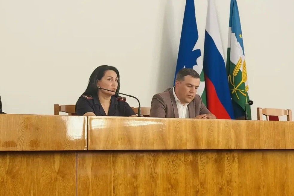 Полицейские Урванского района усиливают профилактику молодежной преступности совместно с образовательными учреждениями Полицейские Урванского района усиливают профилактику молодежной преступности совместно с образовательными учреждениями