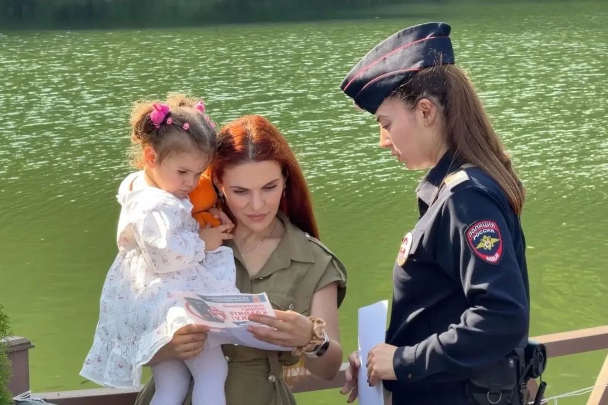 НА ГОЛУБЫХ ОЗЕРАХ В КАБАРДИНО-БАЛКАРИИ ПОЛИЦЕЙСКИЕ ПРОВЕЛИ ПРОФИЛАКТИЧЕСКИЕ БЕСЕДЫ С ТУРИСТАМИ И МЕСТНЫМИ ЖИТЕЛЯМИ НА ГОЛУБЫХ ОЗЕРАХ В КАБАРДИНО-БАЛКАРИИ ПОЛИЦЕЙСКИЕ ПРОВЕЛИ ПРОФИЛАКТИЧЕСКИЕ БЕСЕДЫ С ТУРИСТАМИ И МЕСТНЫМИ ЖИТЕЛЯМИ