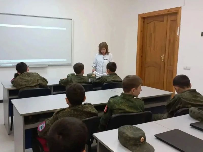 Школьники Черекского и Зольского районов присоеденились к антинаркотической акции «Сообщи, где торгуют смертью» Школьники Черекского и Зольского районов присоеденились к антинаркотической акции «Сообщи, где торгуют смертью»